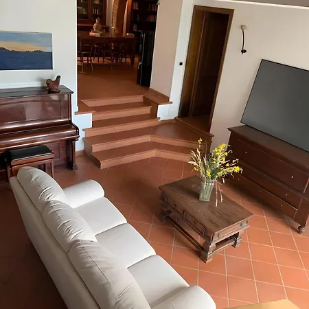 Casa Ribellino * Campiglia Marittima